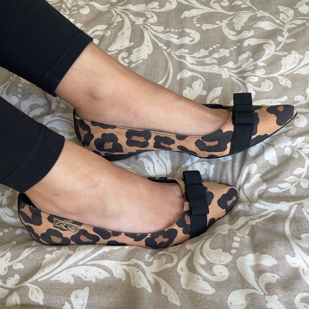 Anne Klein Sport | leopard bow flats size 8